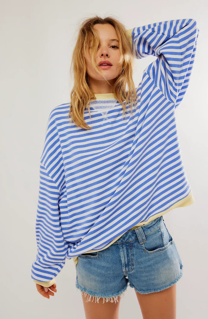 Amelia | Oversized knit sweater with stripes 1