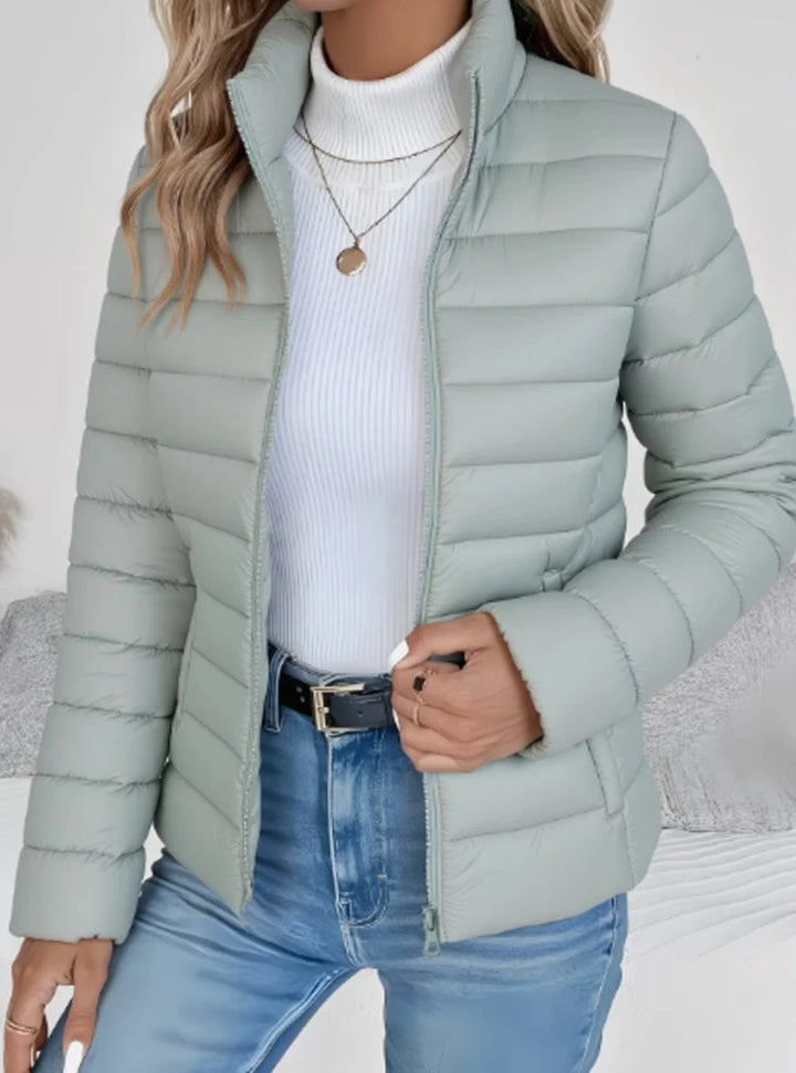 Charlotte | Damen Slim-Fit Steppjacke mit Stehkragen Leichte Winterjacke 0