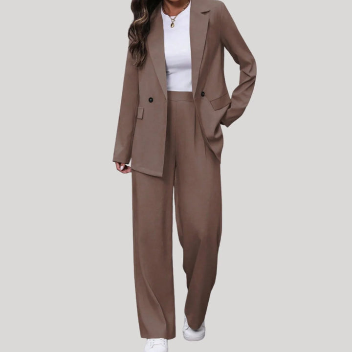 Emilia | Damen Taillierter Zweireihiger Hosenanzug mit Weiter Hose 12