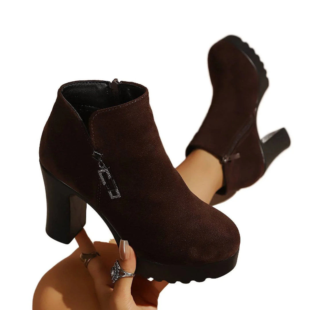Women's ankle boots with moderate block heel and zipper 5