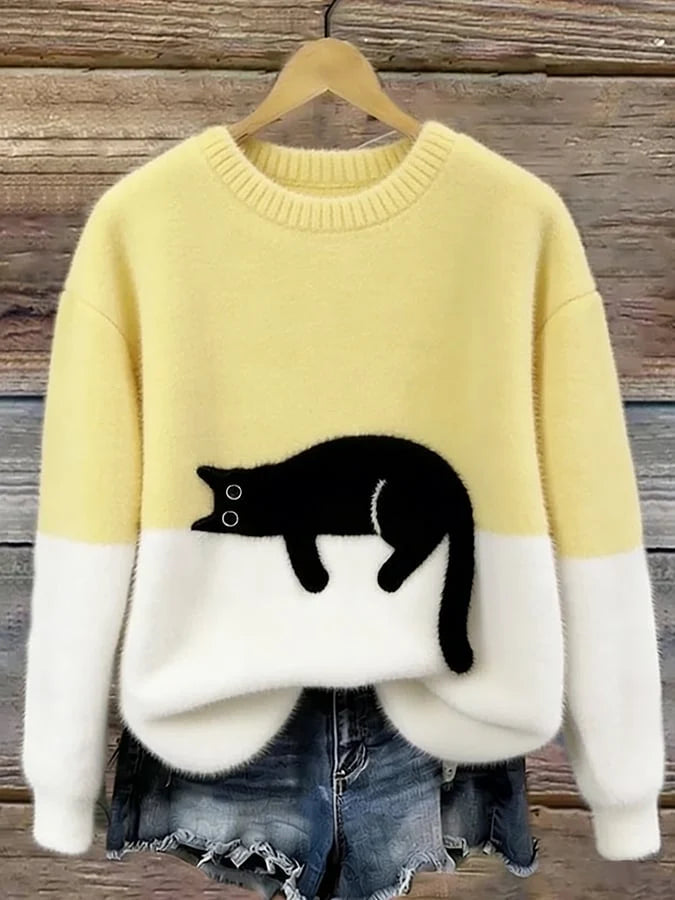 Women's oversized sweater with color block design and cat motif 6